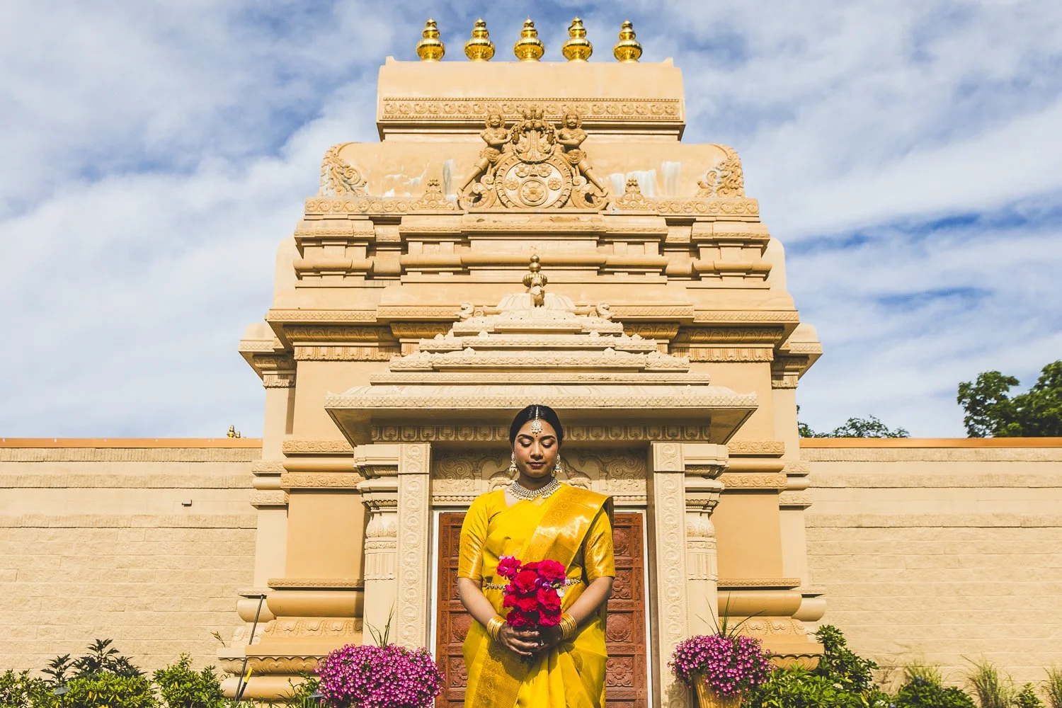 Chicago Indian Wedding Photographer_Hindu Temple Lemont_AK_15.JPG