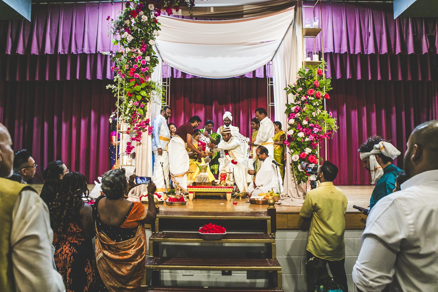 Chicago Indian Wedding Photographer_Hindu Temple Lemont_AK_31.JPG