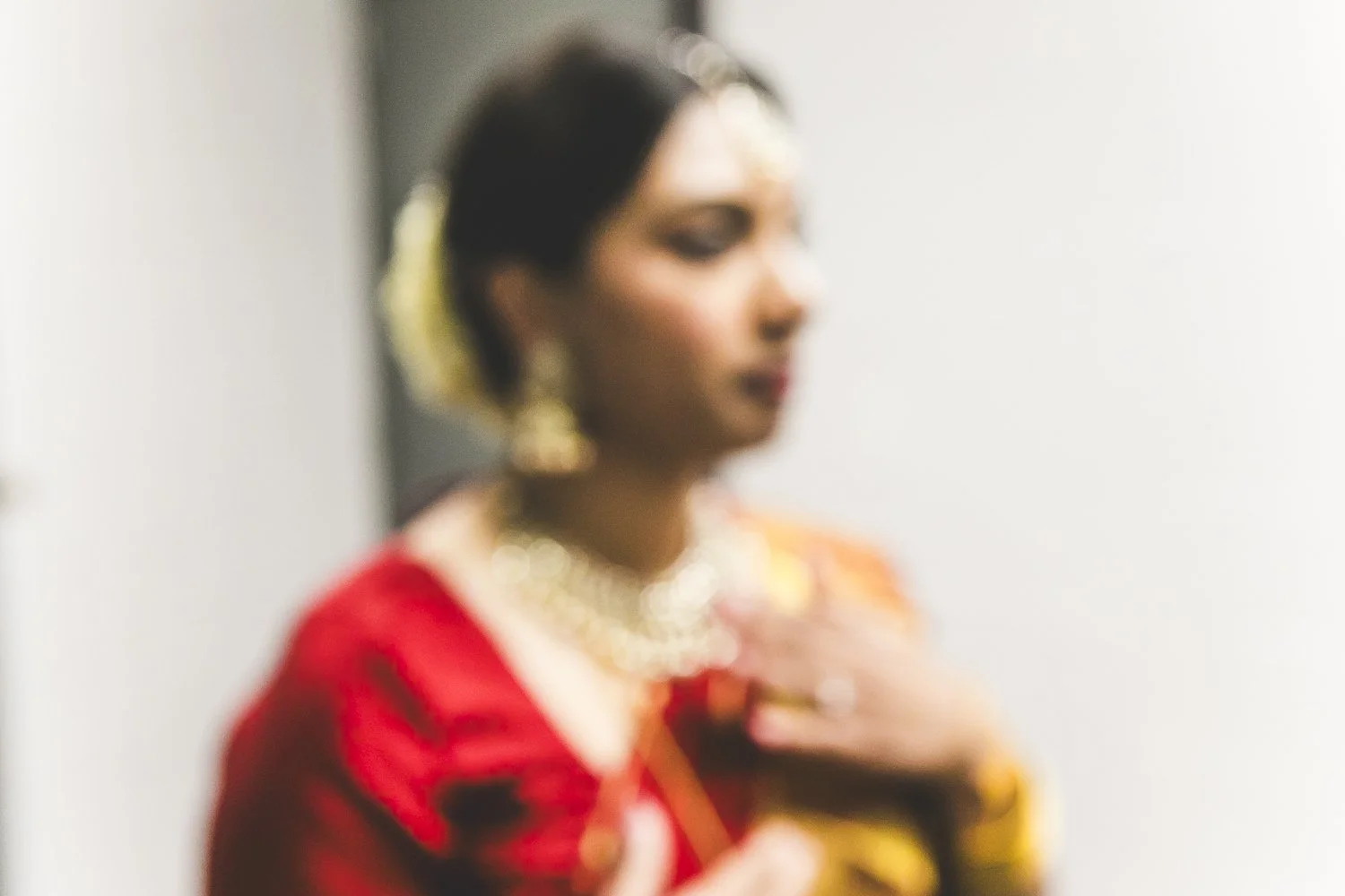 Chicago Indian Wedding Photographer_Hindu Temple Lemont_AK_40.JPG