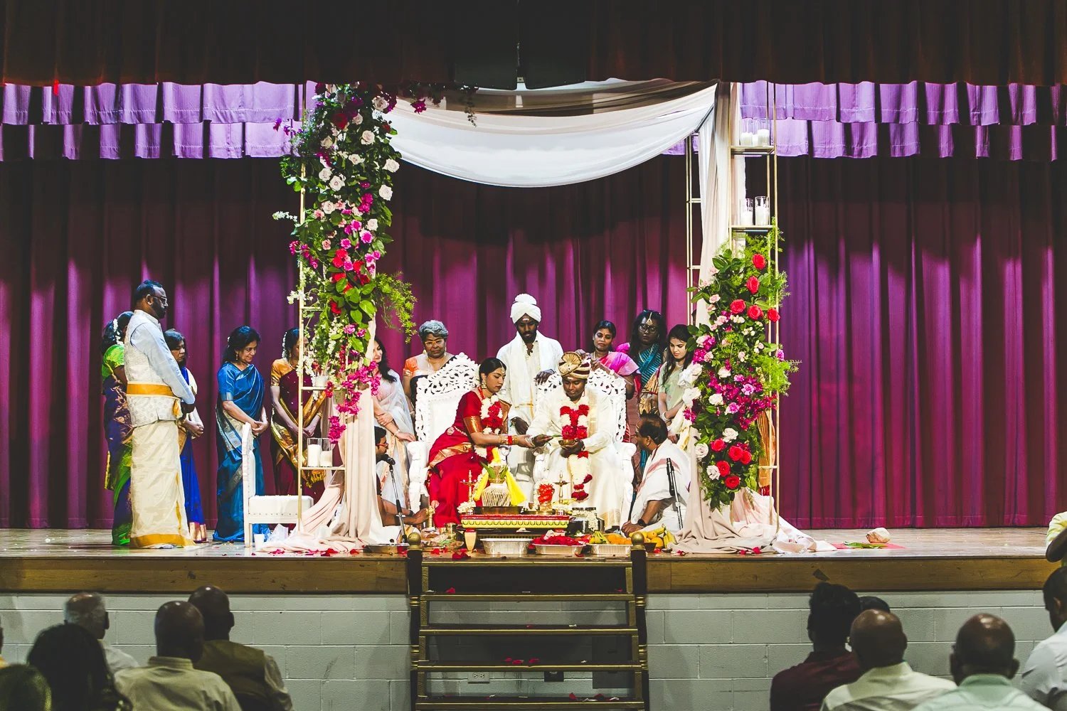 Chicago Indian Wedding Photographer_Hindu Temple Lemont_AK_49.JPG