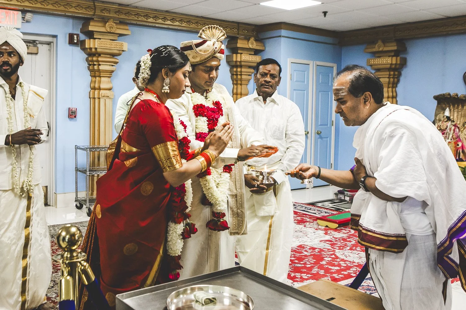 Chicago Indian Wedding Photographer_Hindu Temple Lemont_AK_71.JPG