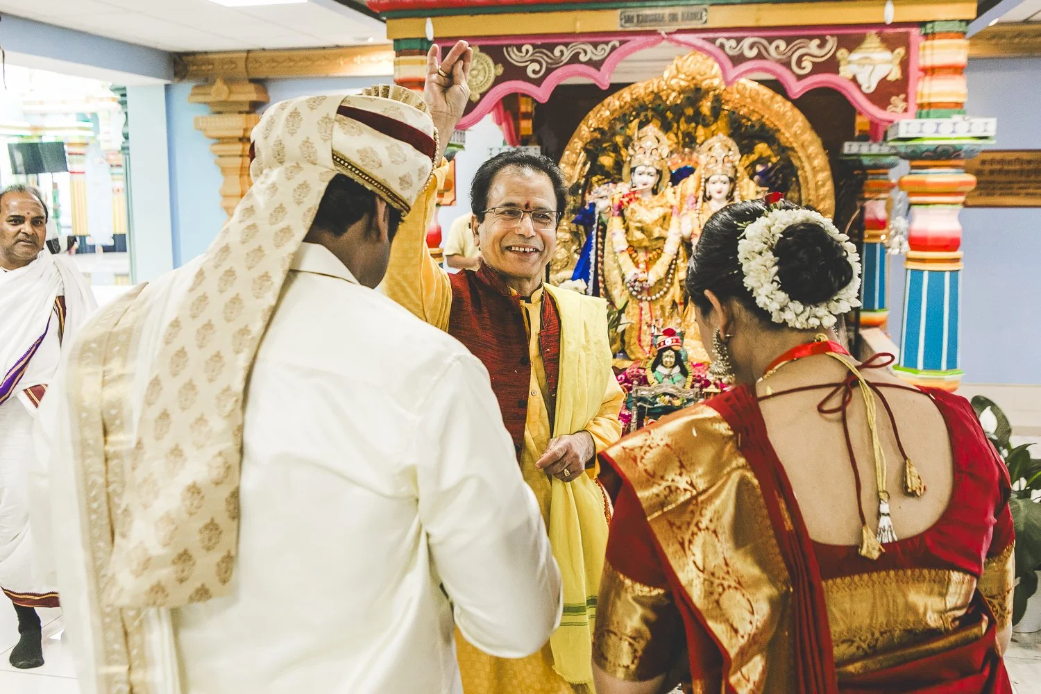 Chicago Indian Wedding Photographer_Hindu Temple Lemont_AK_72.JPG