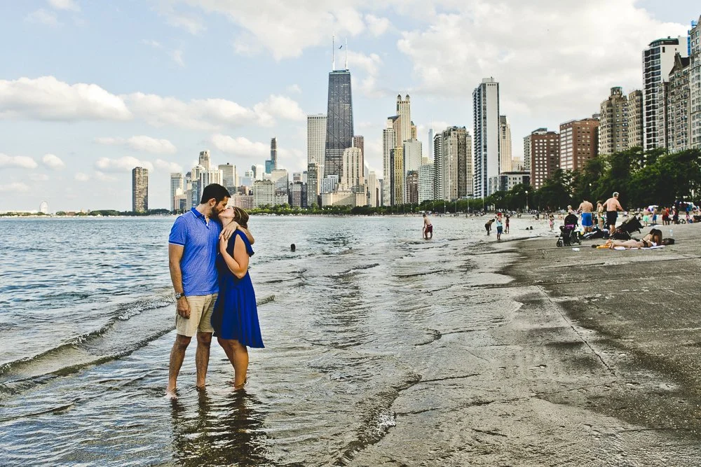 Chicago Engagement Photographers_03.JPG