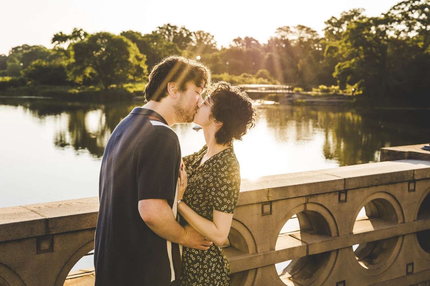 Chicago Engagement Session_Humboldt Park_Grosse Point Lighthouse_JPP Studios_LZ_05.JPG