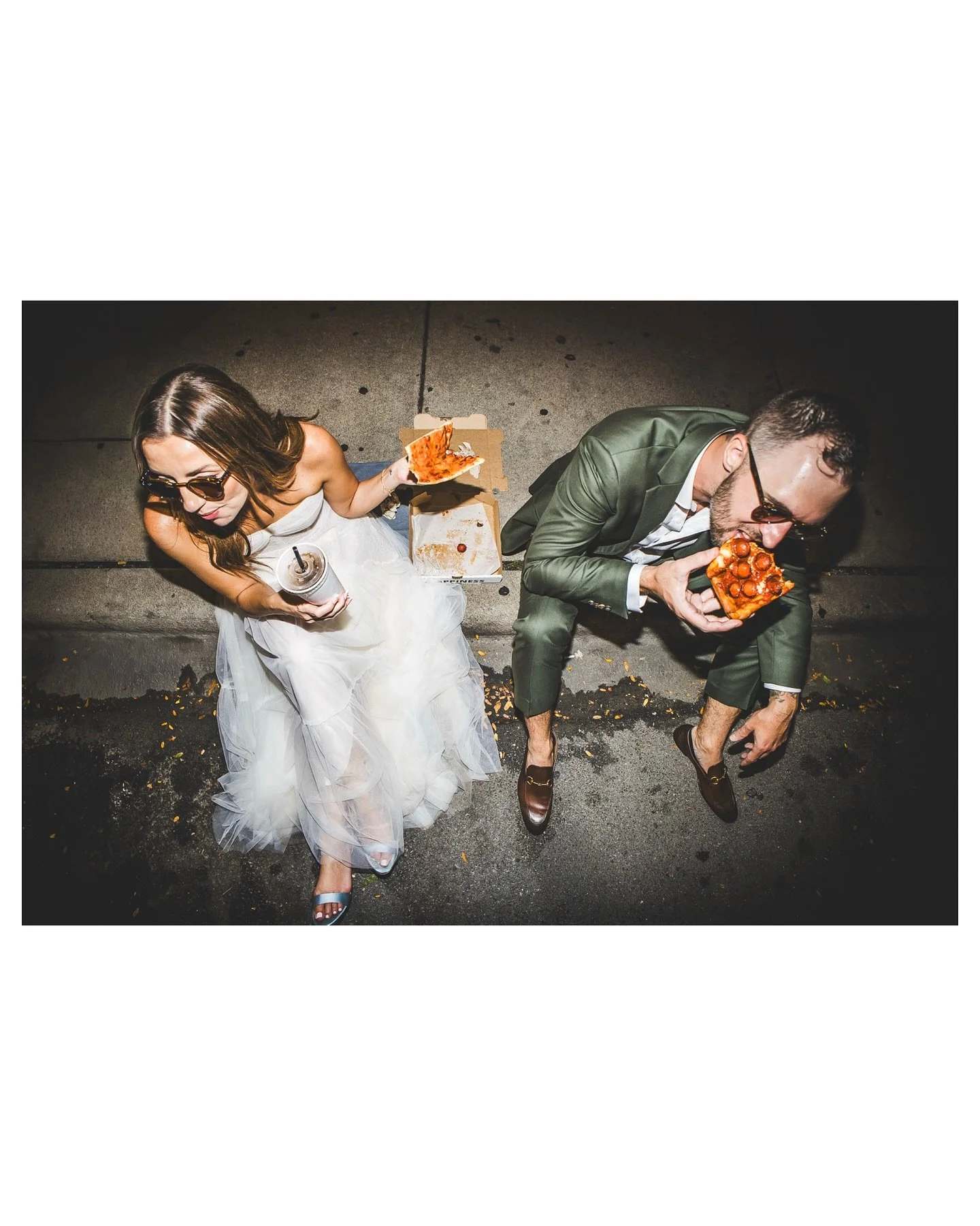 &ldquo;Can we sneak out for pizza &amp; photos??&rdquo;

Yes. Yes, we can.

(An epic impromptu shoot at @princestreetpizza in the West Loop 🍕📸)
..
..
#chicagoweddingphotographer #princestreetpizzachicago #weddingphotoshoot #pizzagram #pizzalovers #