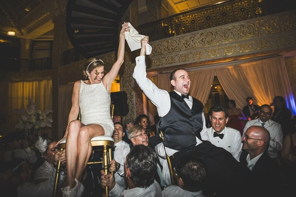 The progression of the night!
@therookerybuilding 
@bluewaterkingsband 
@milestonemavens 
@jewelleventscatering 
@nikosflowerdesigns 
@makeupwithmeg 
@bridesbynina 
..
..
#chicagoweddingphotographer #chicagowedding #chicagoweddingdecor #therookerybui
