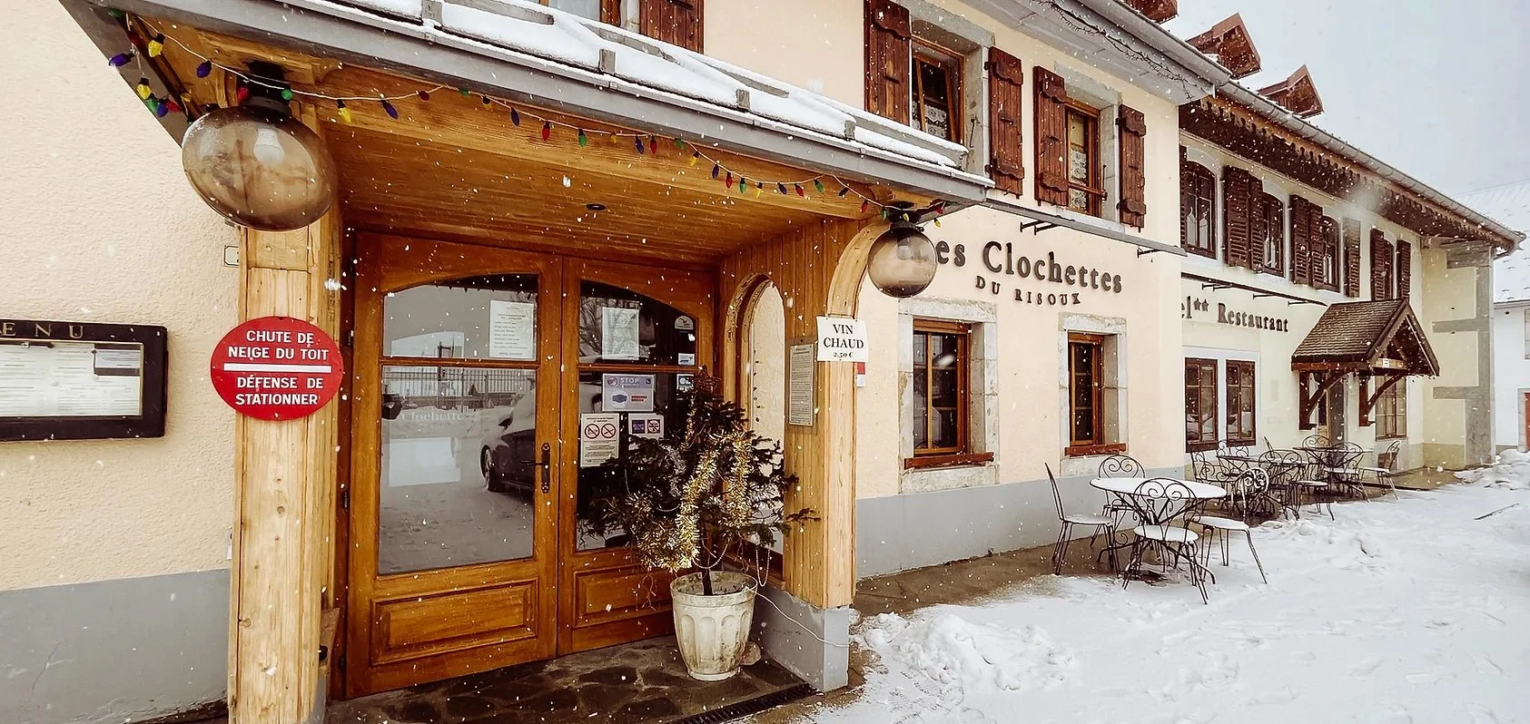 794fdf_5d4e8e59973c41caa4d0ff190558b84b~mv2 copy.jpg