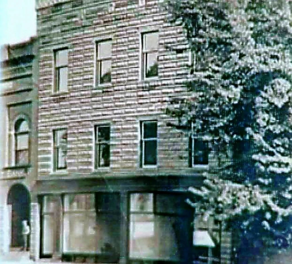 IOFF Bldg. 1925.jpg