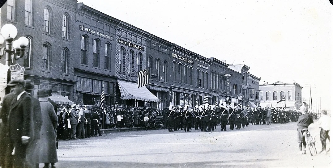 Circa 1922 West-side Public Square