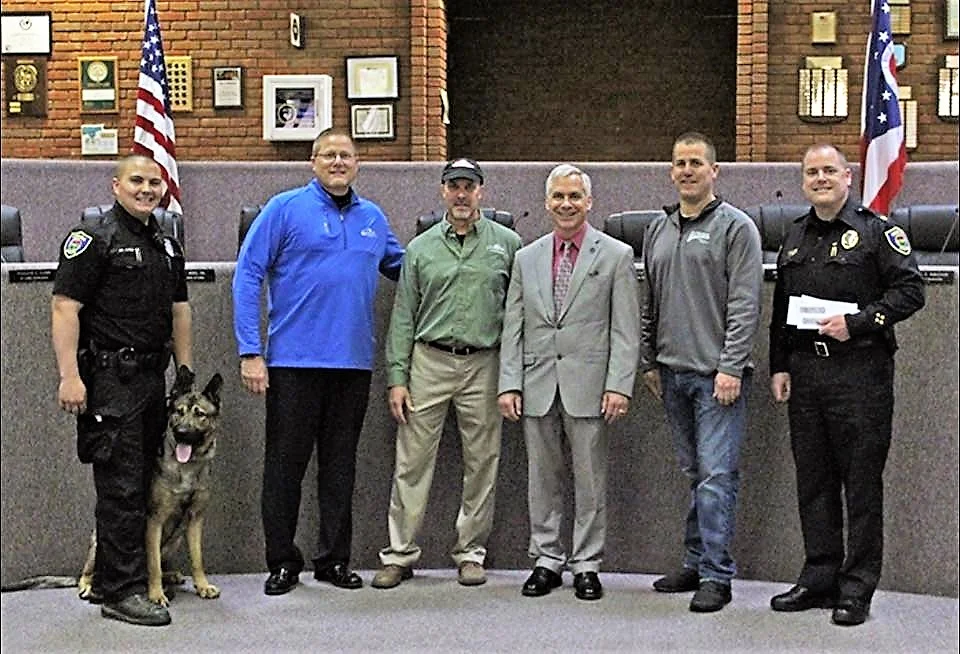 K9.jpg