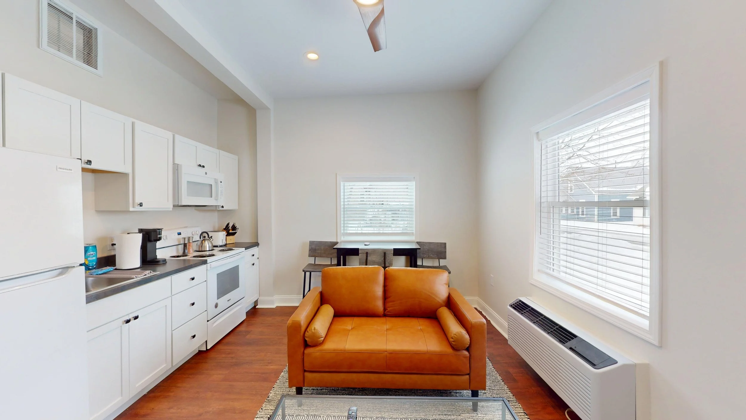 5 Living Room & Kitchen.jpg