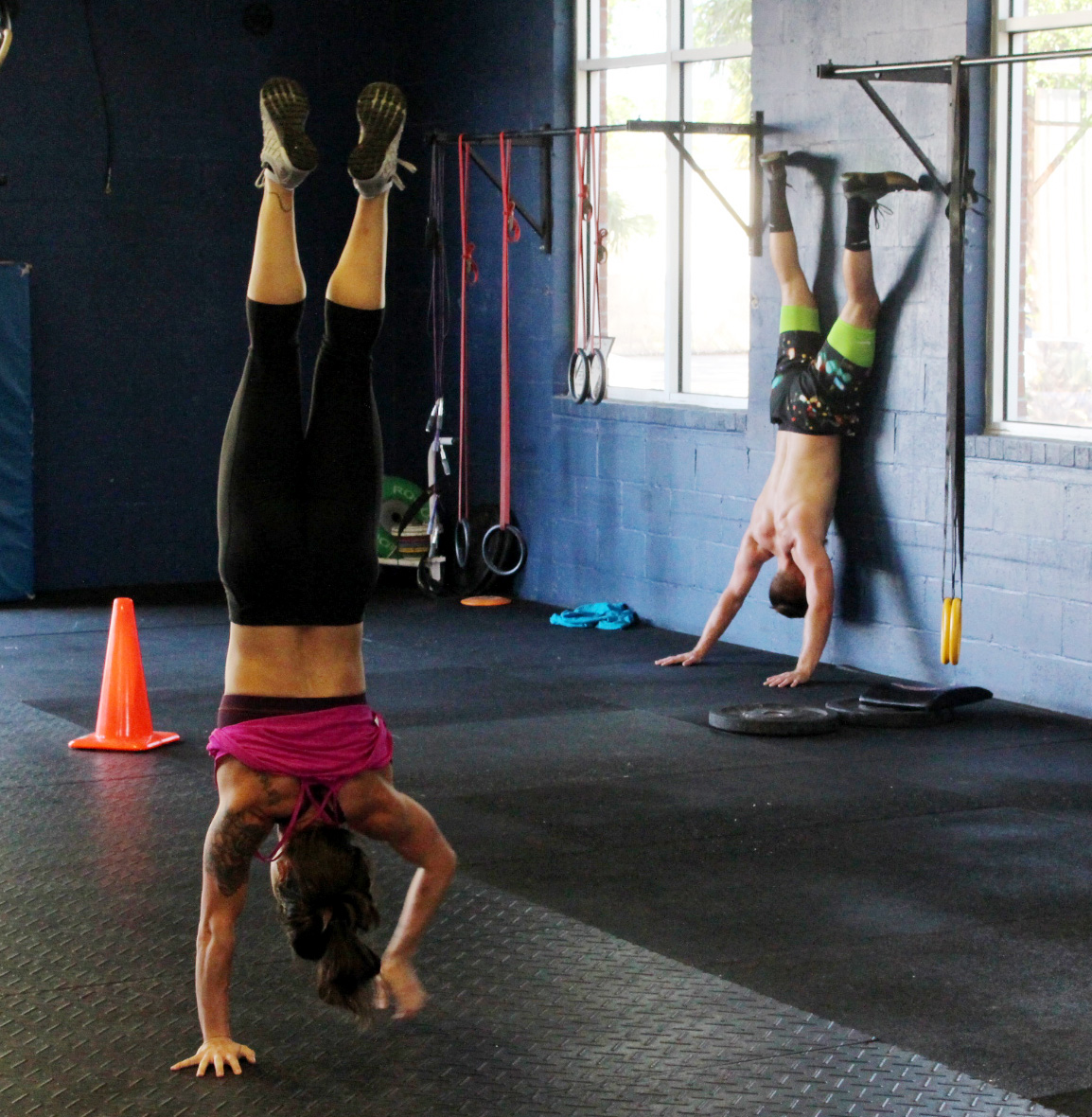 Handstand Walk vs Wall Walk