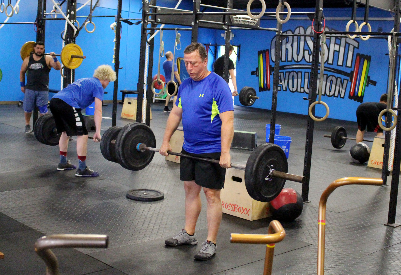 Gary deadlifting