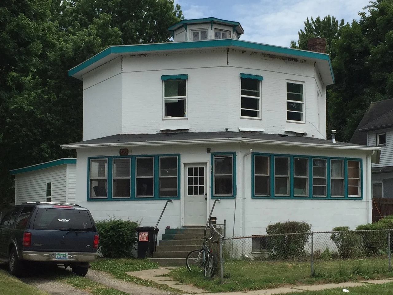Octagon Form, J. H. Champion House, 523 South Winter Street, 1856