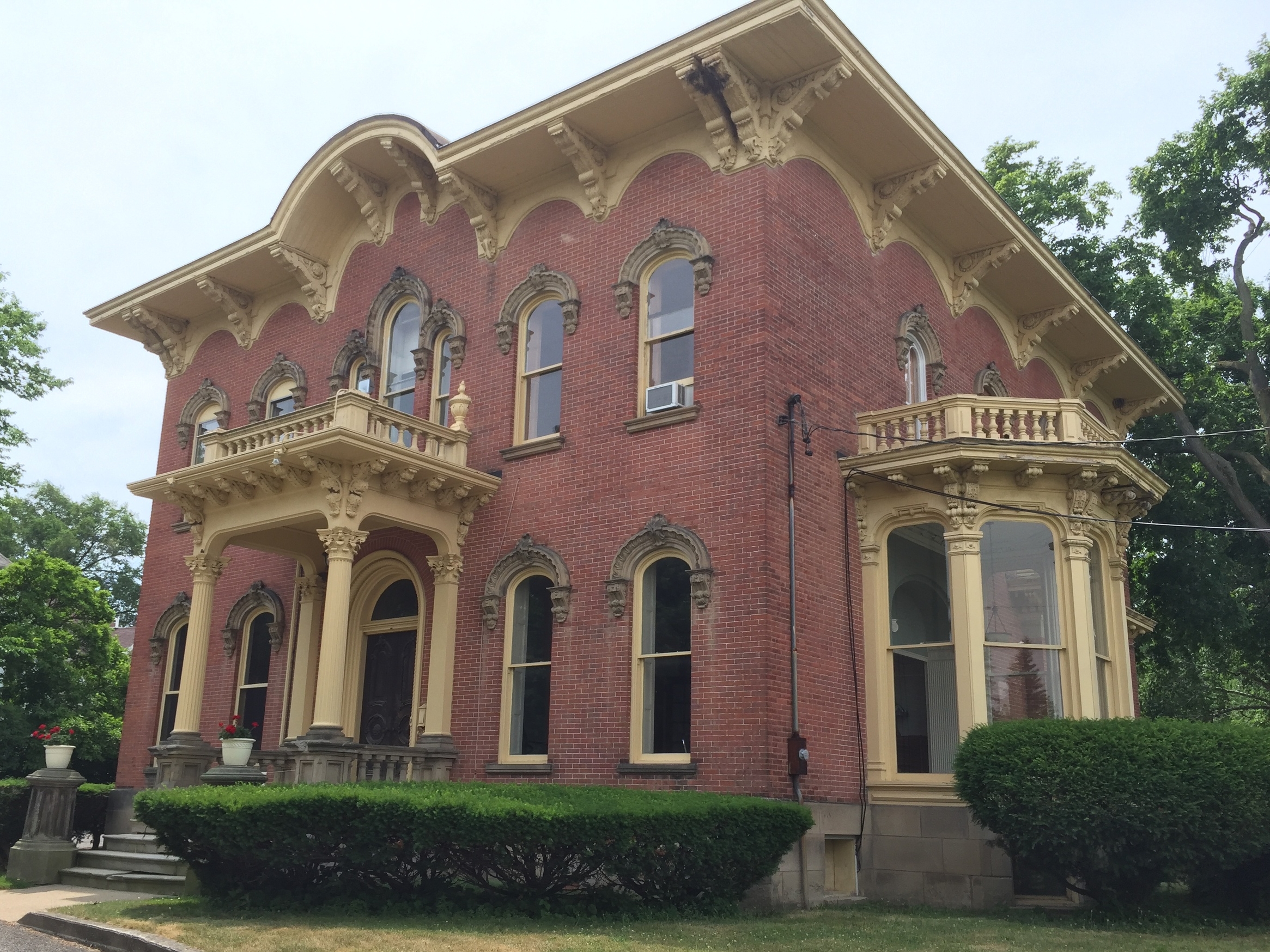 204 East Church Street, 1862 Italianate Style (1845 to 1890)