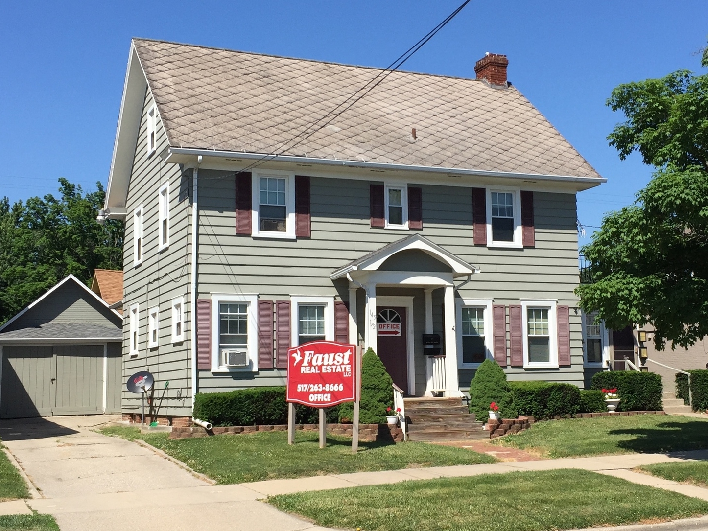 Georgian Colonial Revival, 145 1/2 Front Street