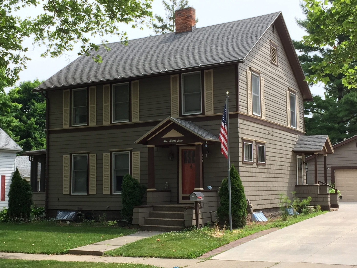 Georgian Colonial Revival, 523 State Street