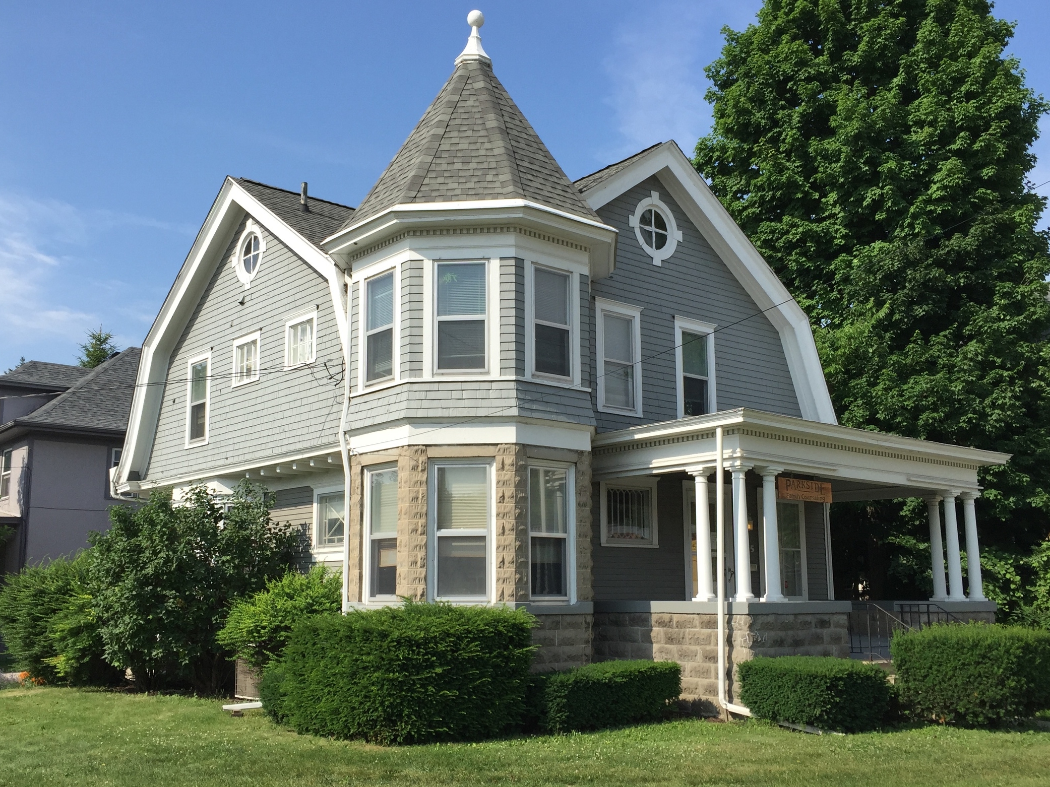 Shingle Style, Dr. E. T. Morden House, 805 West Maumee Street, c. 1905