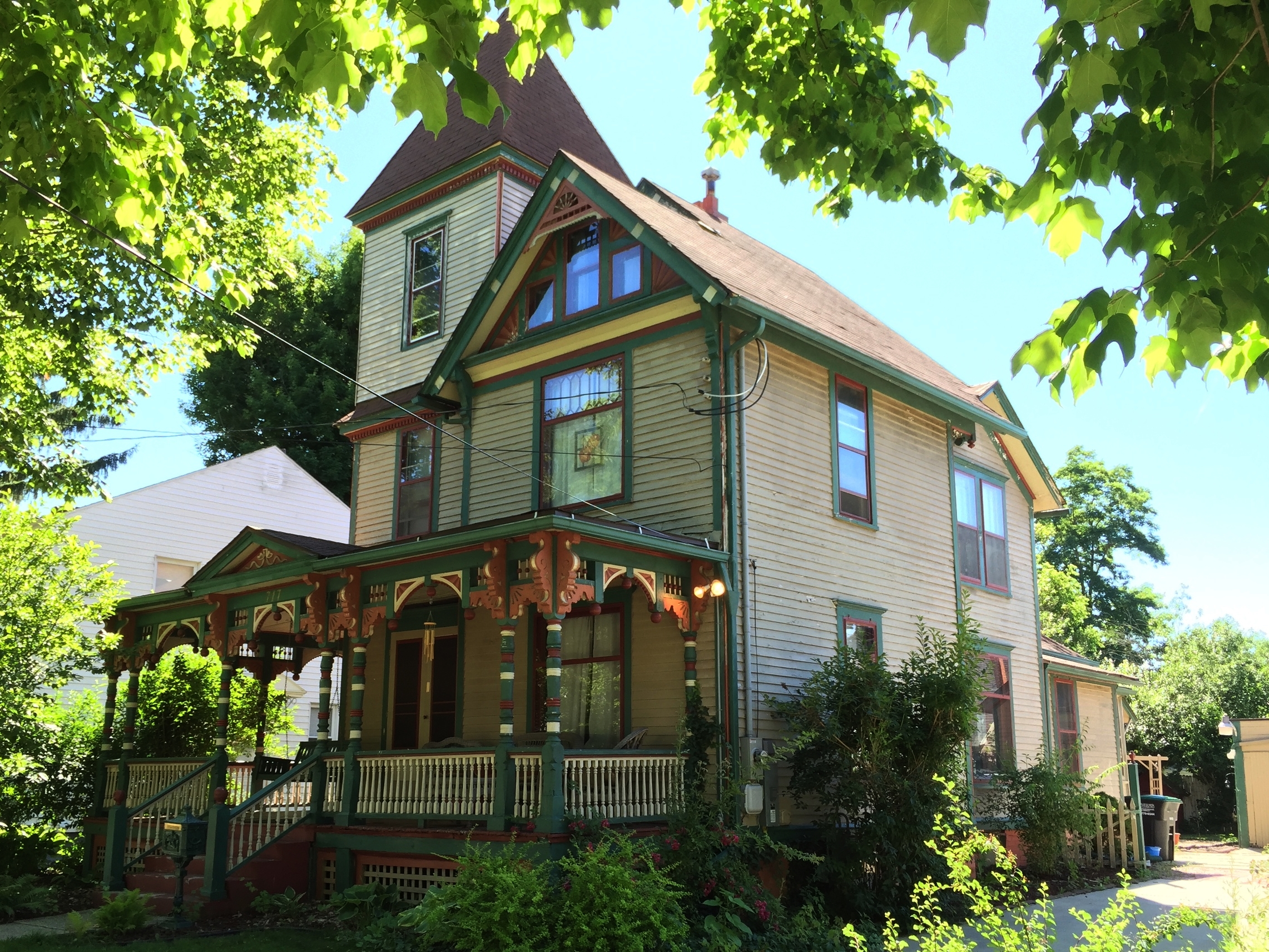 Mumaw House, 717 North Broad Street, c. 1895