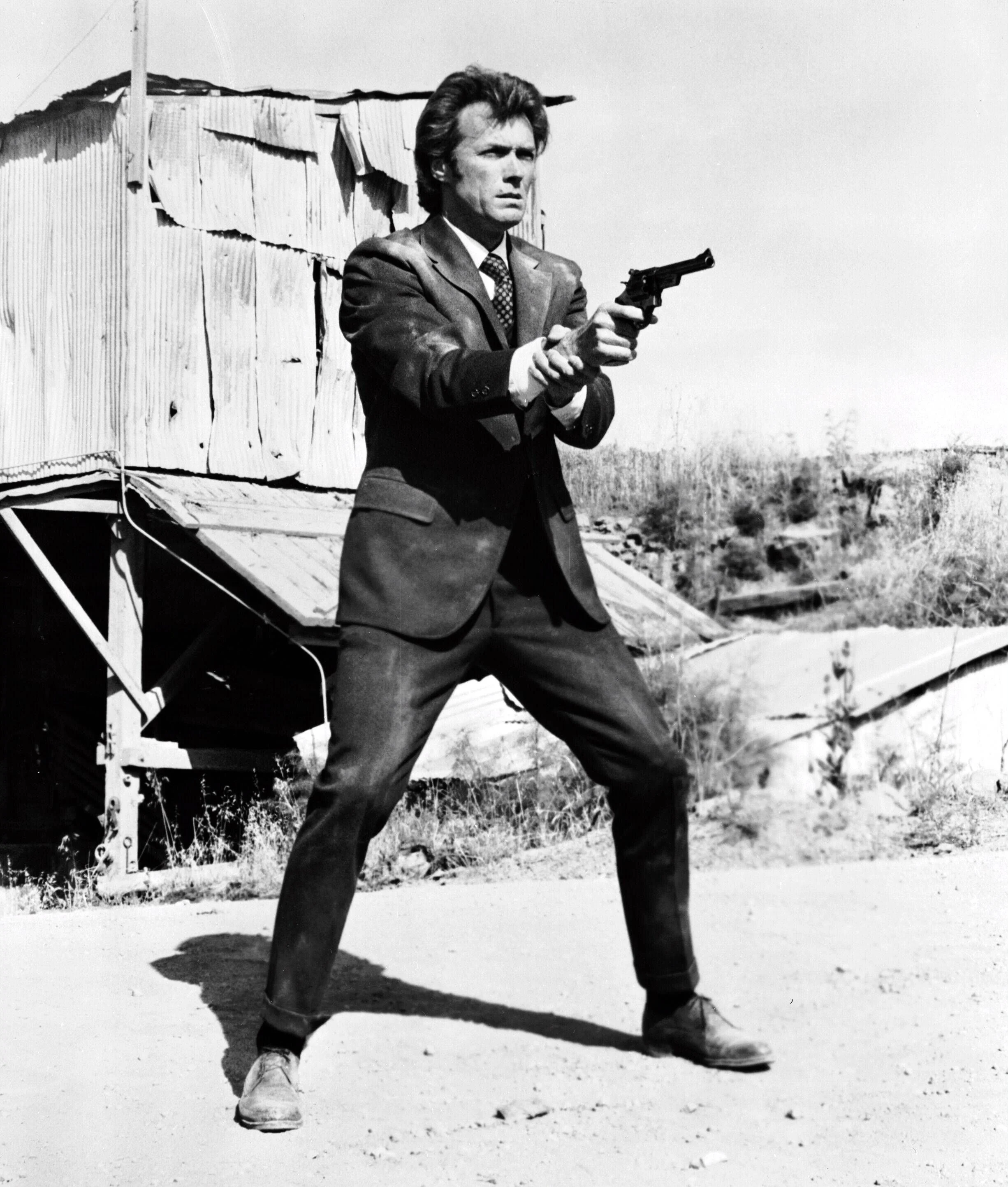 Dirty Harry Clint Eastwood Classic Movie Review