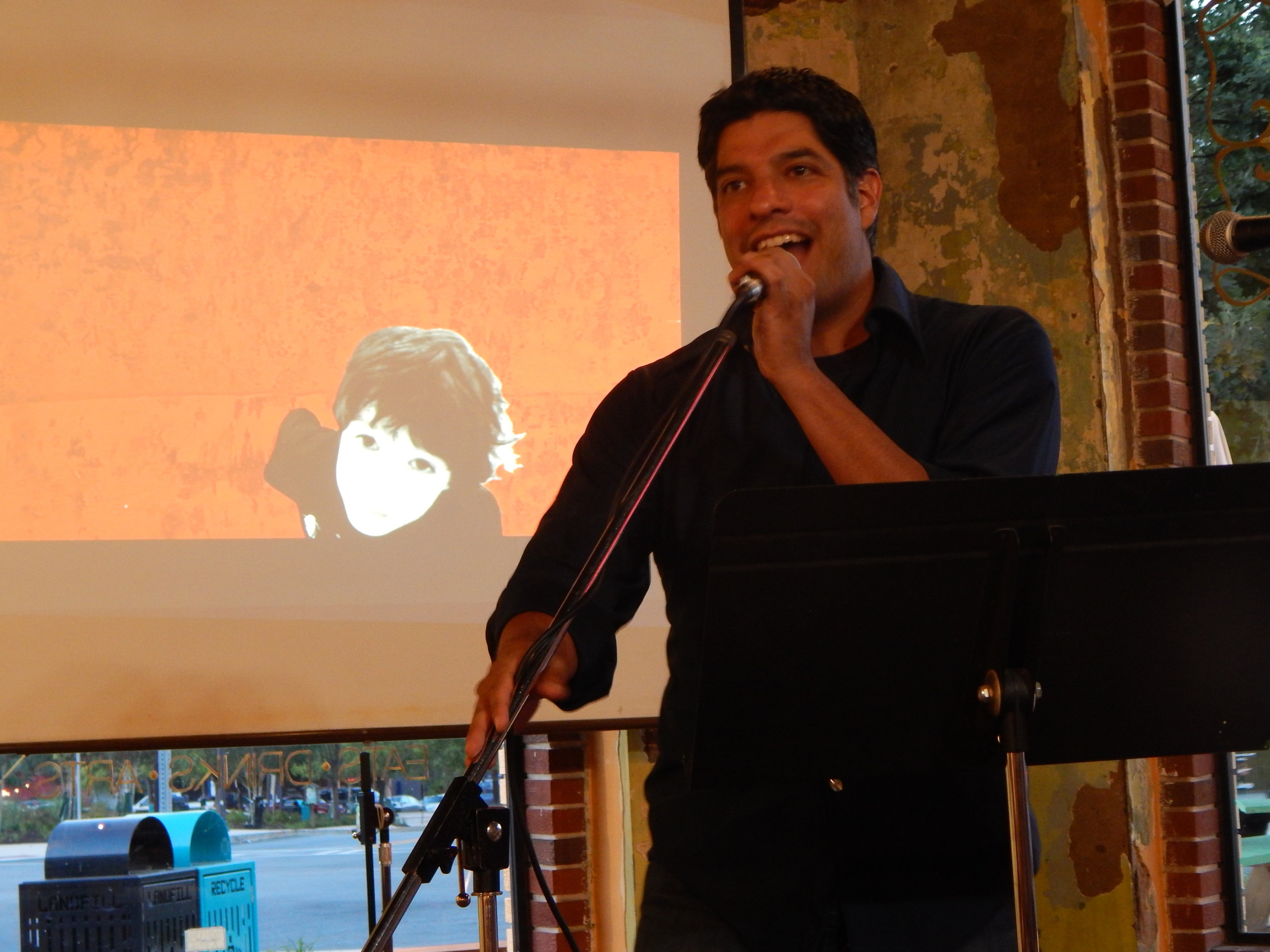 Chris Alonzo at Tantrum, live at Kavarna