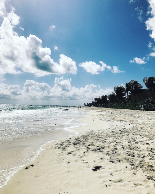 Long, endless beach. Paradise!