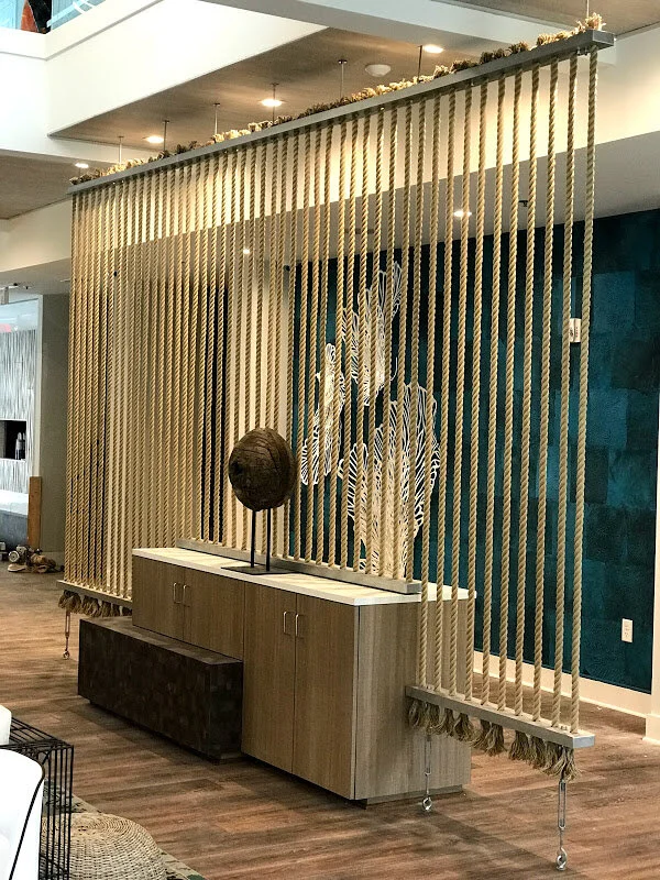 ropewall-reclaimedoak-oak-oakbartops-oakwall-legacy-mtpleasant-danielisland.jpg