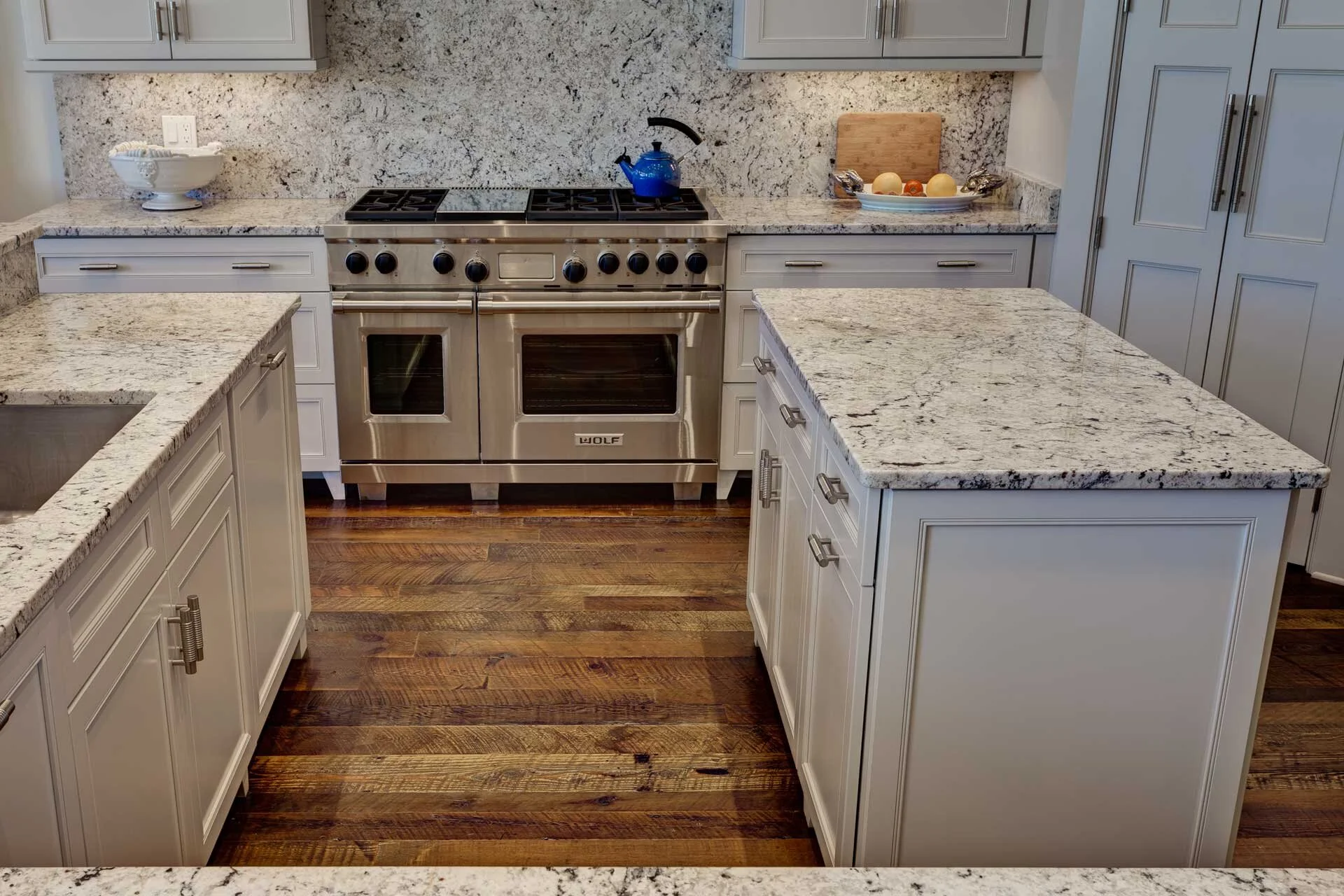 tobacco-barnwood-flooring-treads-renatus-wood-kiawah-charlotte-charleston-columbia-charlotte.jpg