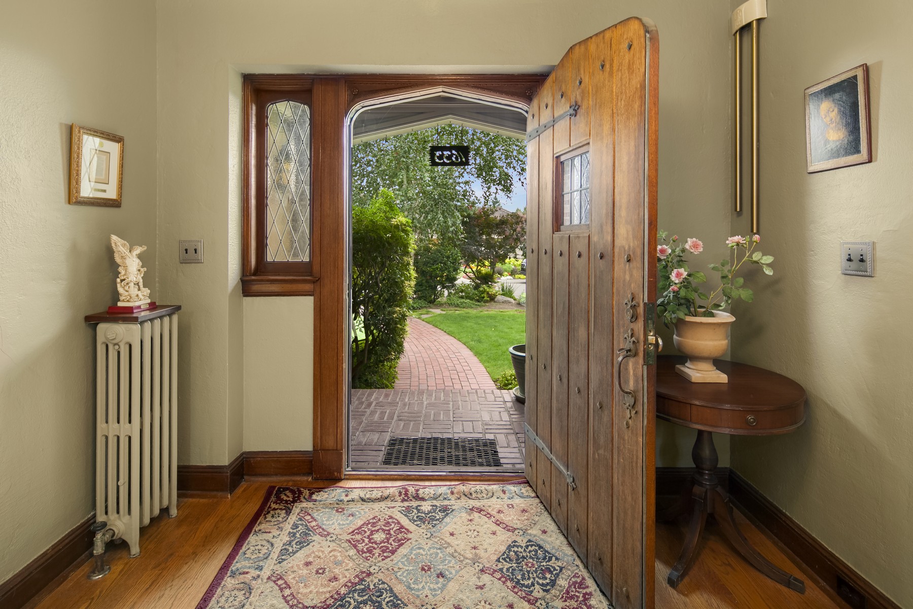 3 Entrance.jpg