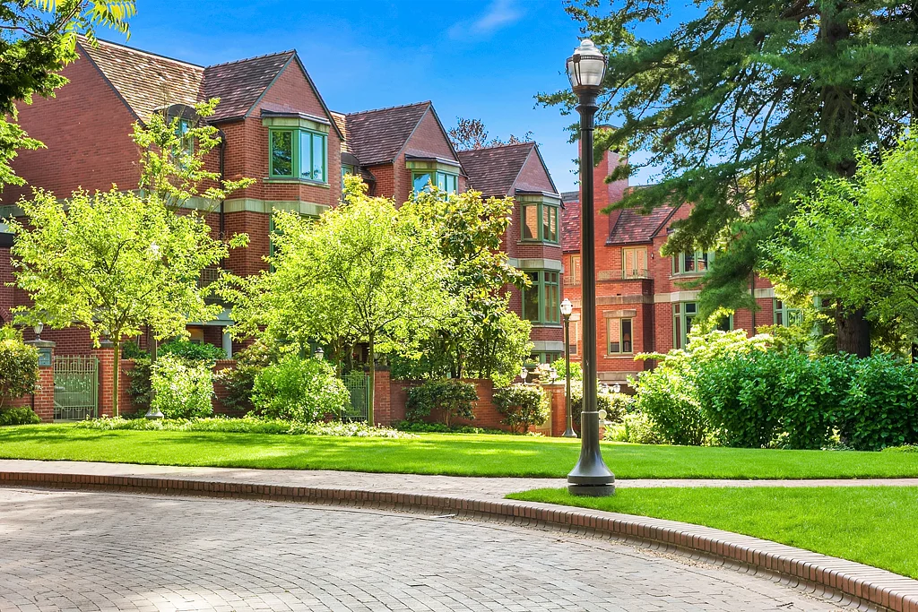 907 Harvard Ave E | $2,804,000
