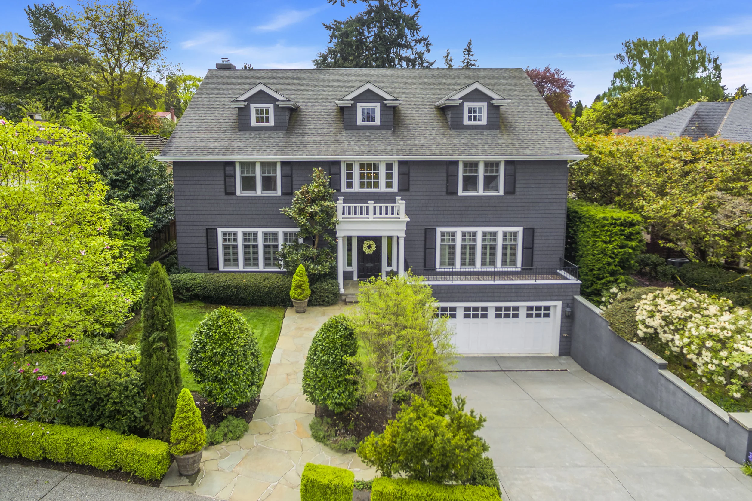 Georgian Colonial in Broadmoor