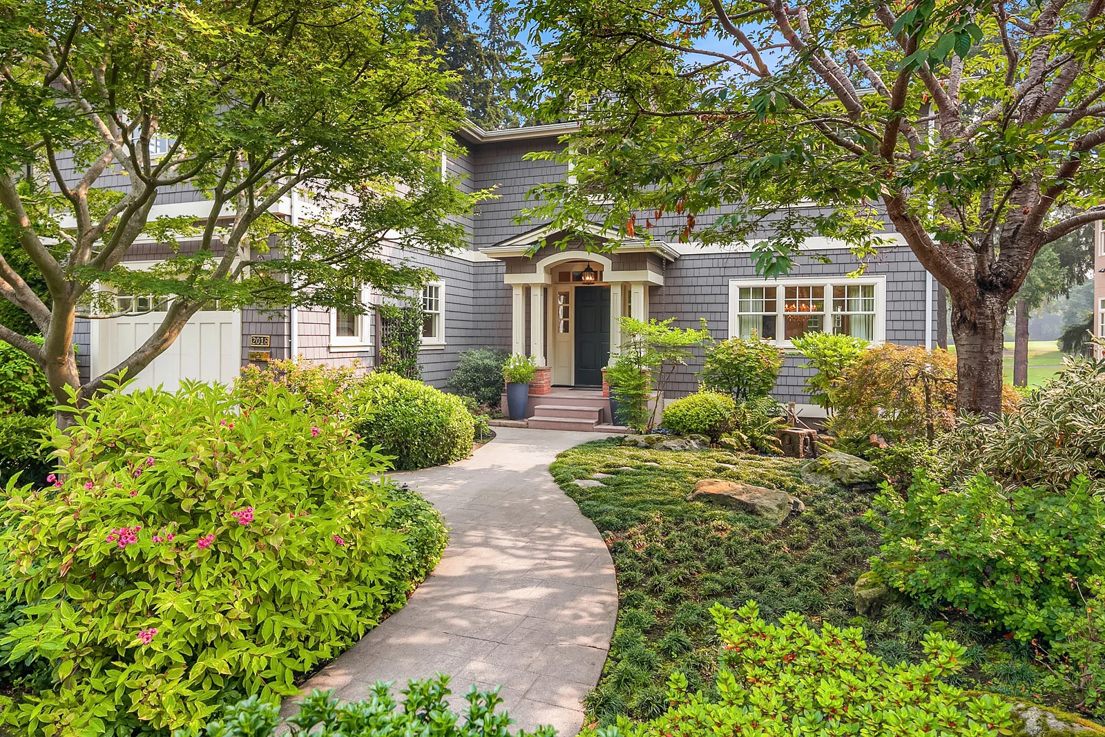 Traditional Broadmoor Treasure