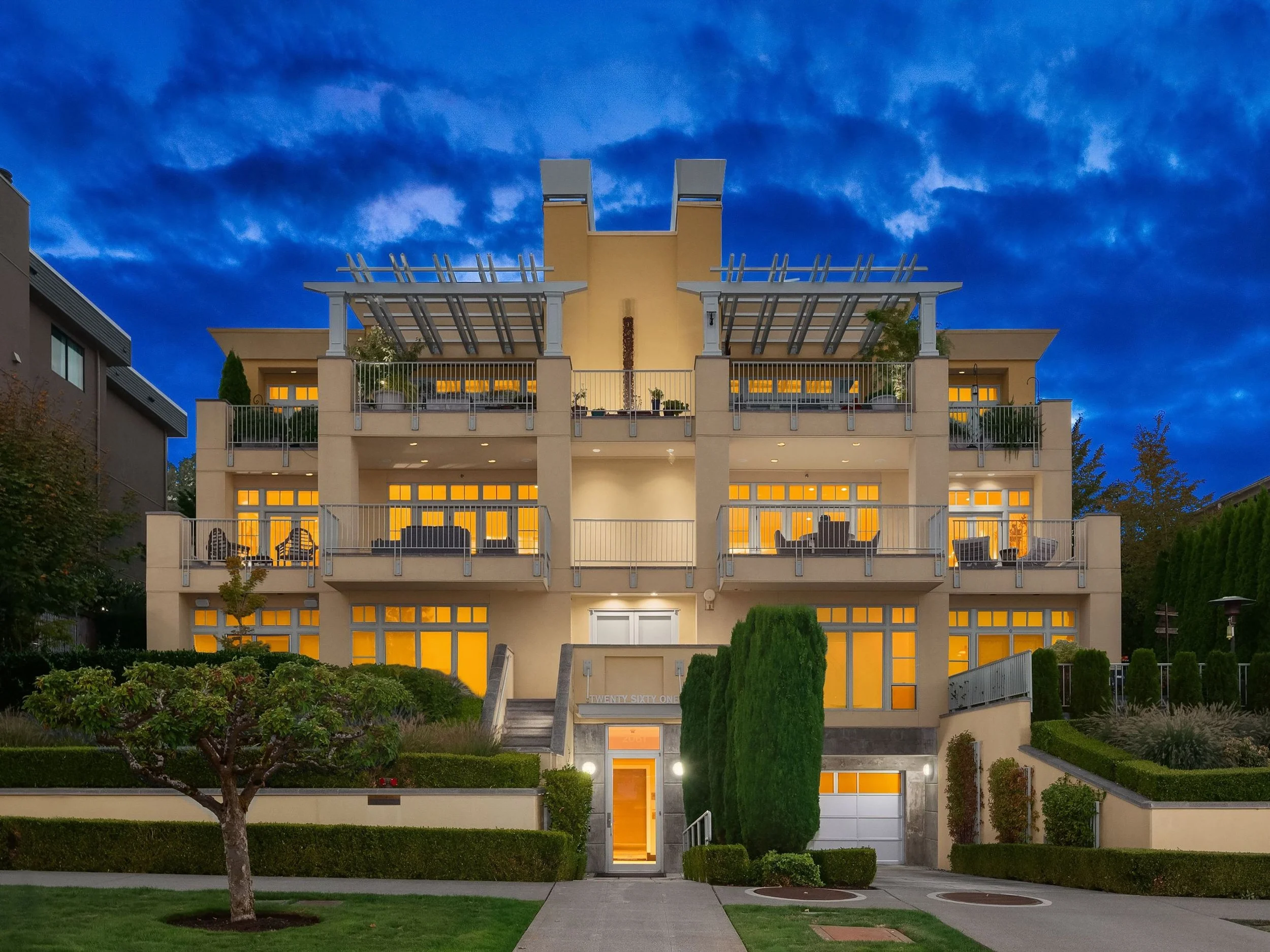 Effortless Lock & Leave Living and Uncompromising Luxury