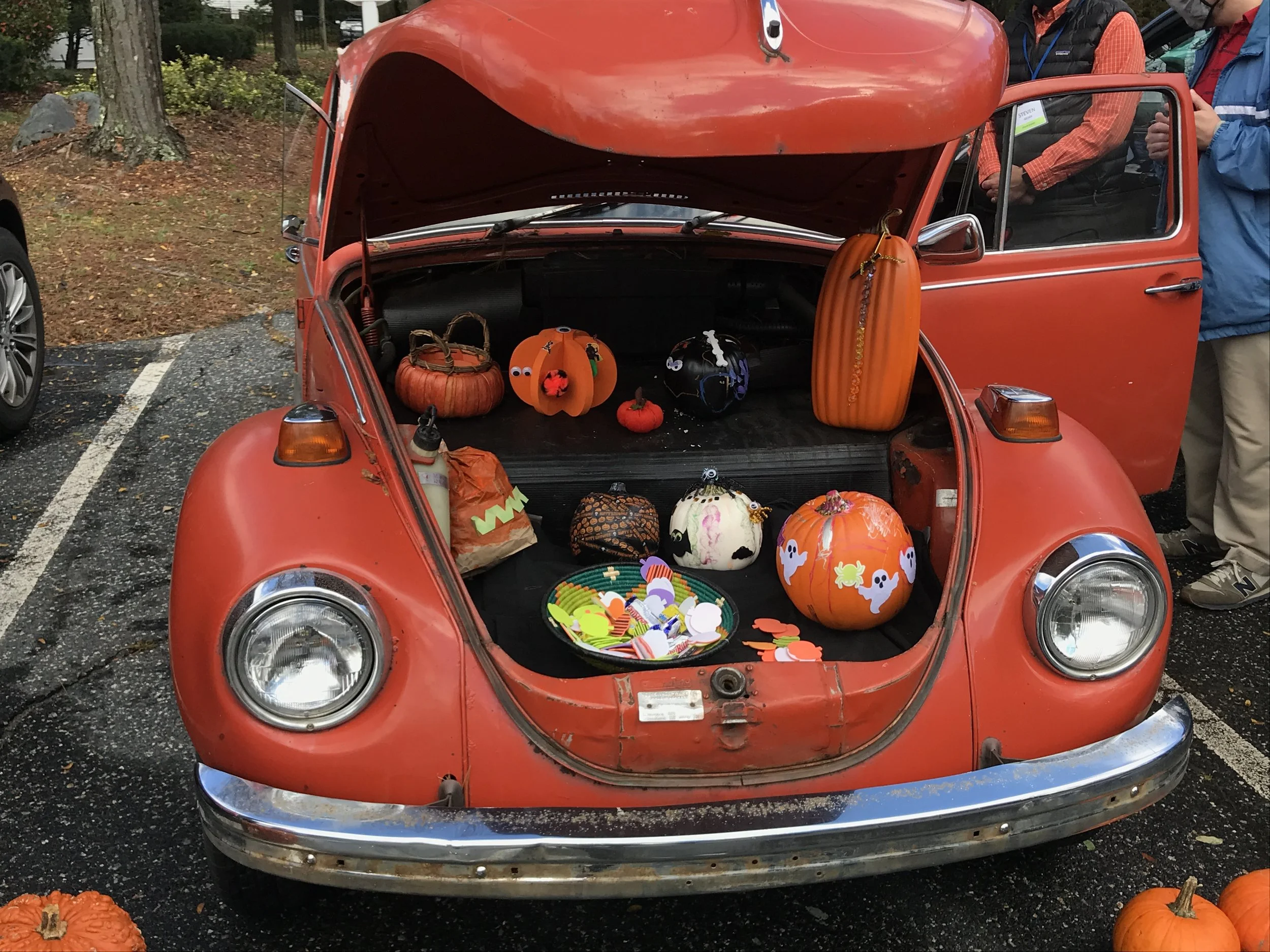 Trunk in the front.JPG