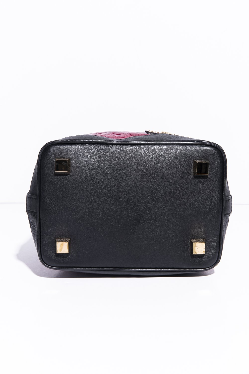 LOUIS VUITTON Raspberry Neo Noah Bucket Bag — MOSS Designer Consignment