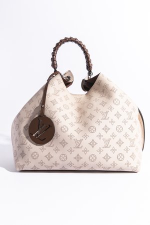 Louis Vuitton Carmel Mahina Hobo Bag in White! Good