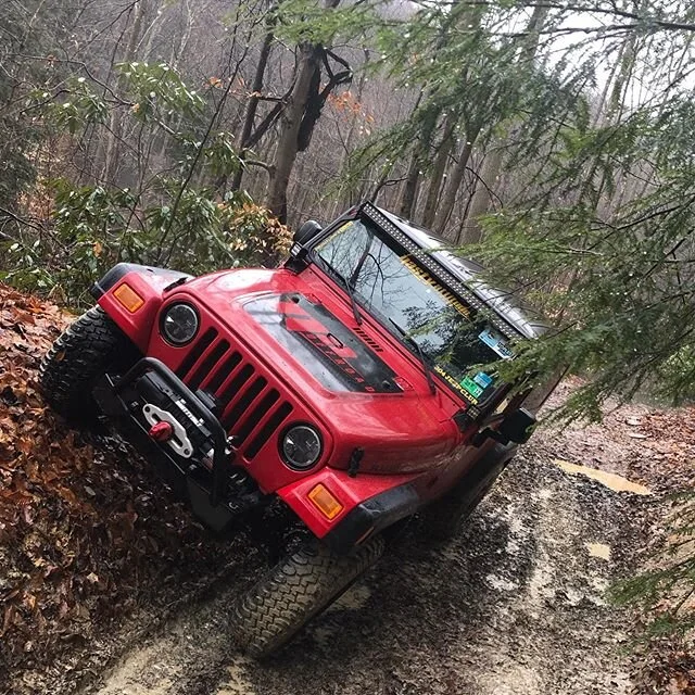 #tiltedtuesday #trailtuesday #jeep #nastyattitude #jeeplife #jeeper #jeepher #lj #tj #jk #jku #jl #jlu #xj #rubicon #mud #4x4 
@mountainstatejeepers 
@official304jeepclub 
@jeepbuilds