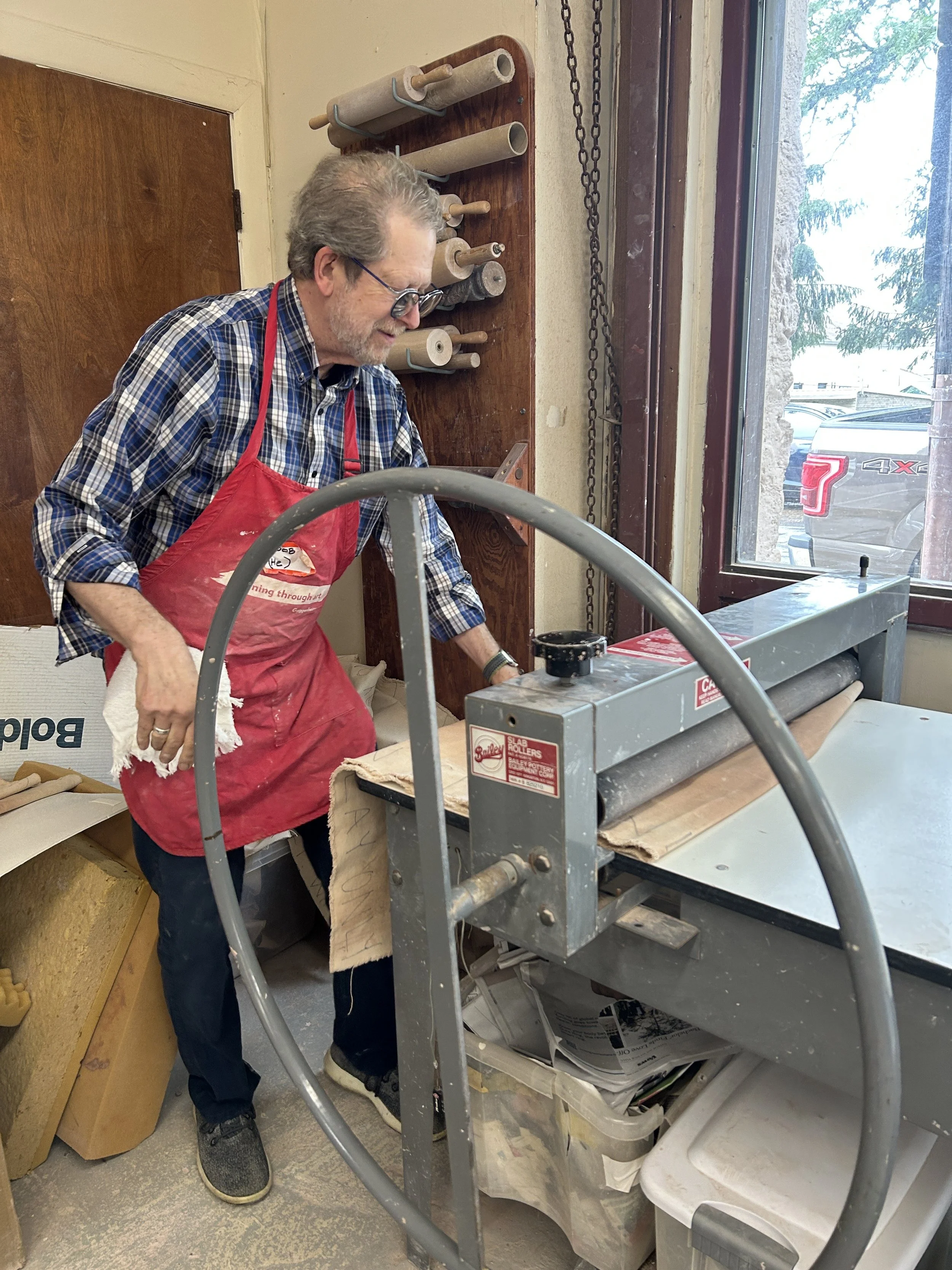 Handbuilding for Beginners / Sundays 5pm