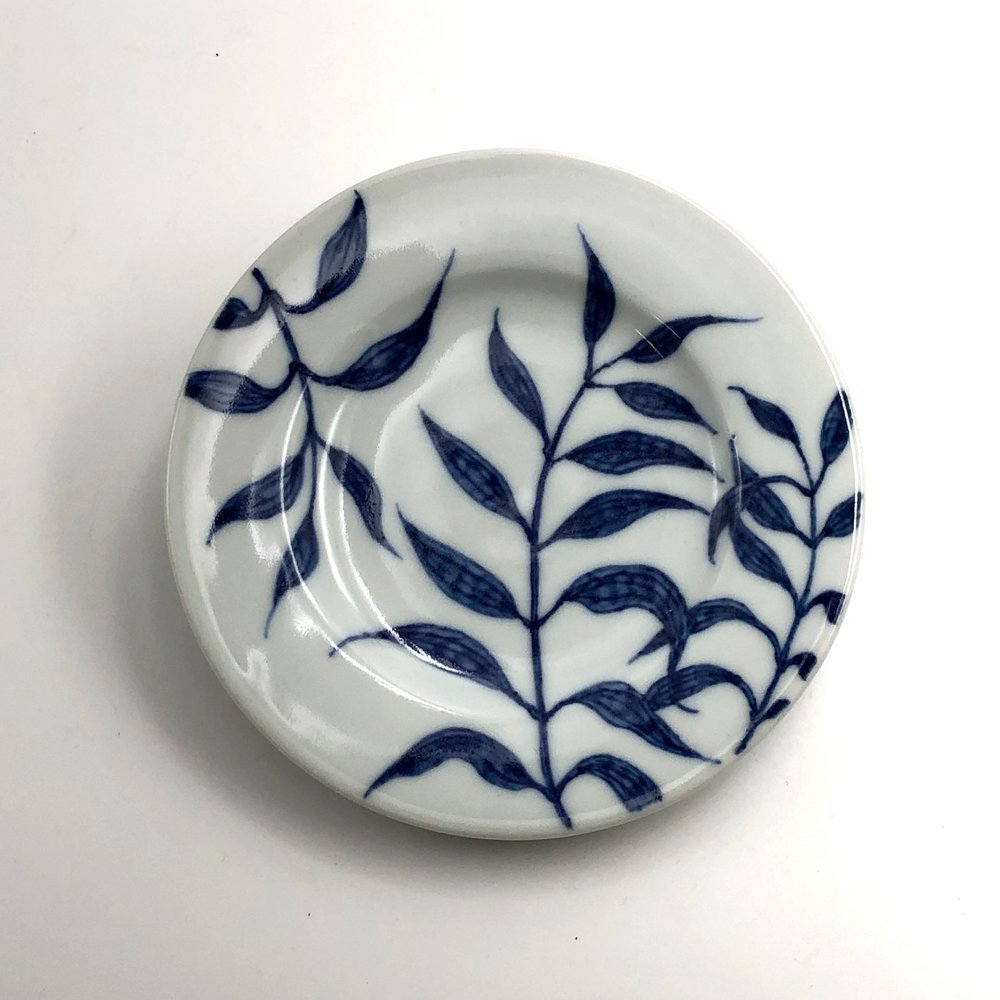Hatsumi Suyama Small Leaf Plate