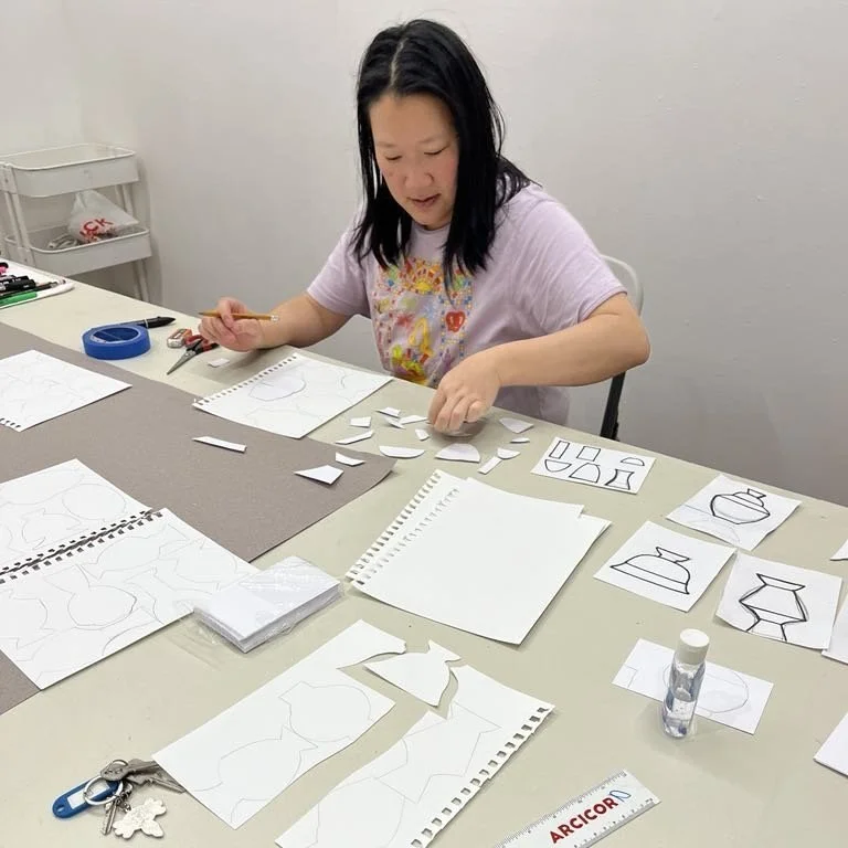 Niki making transfers.jpg