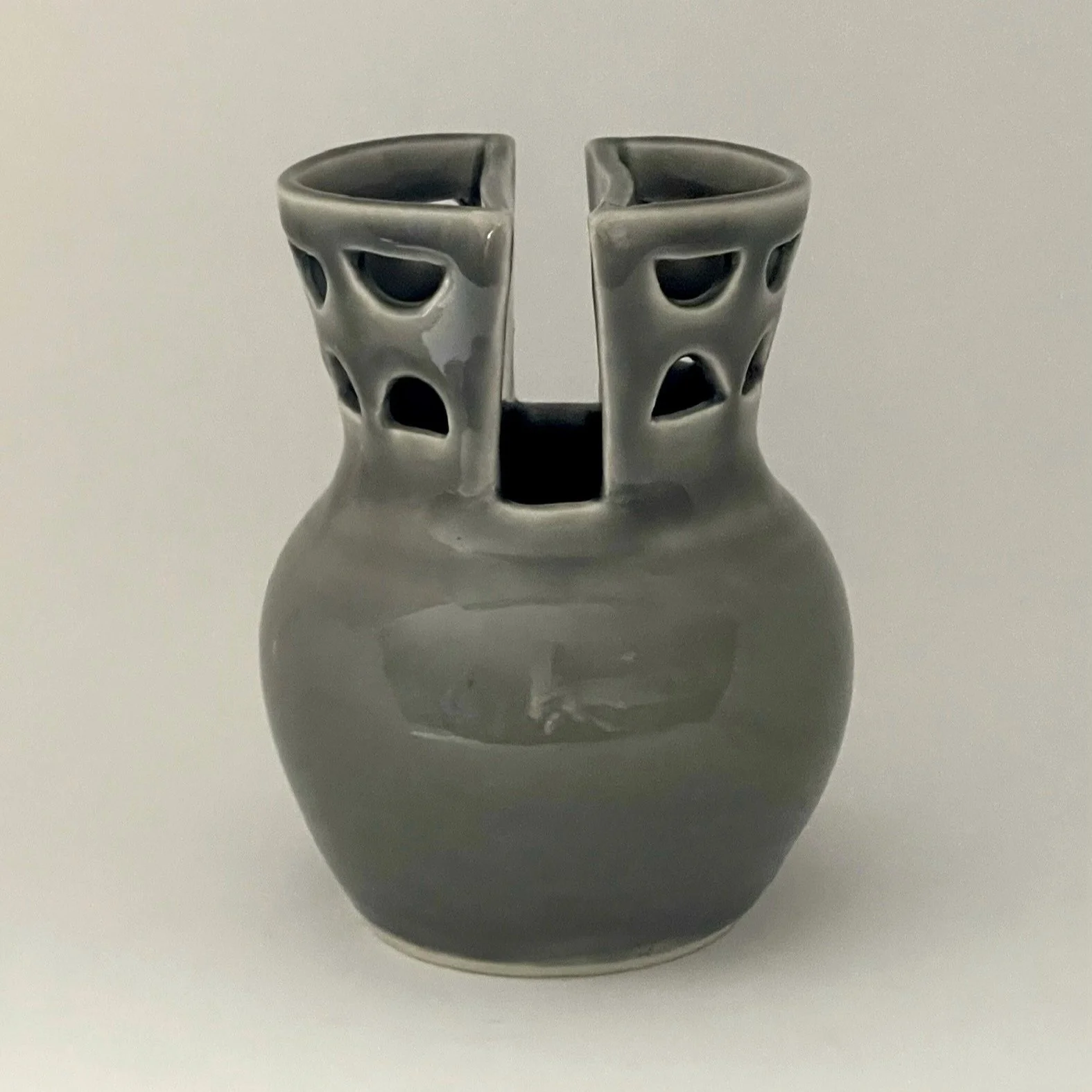 Sheetal Mehta: Grey Arches Flower Brick