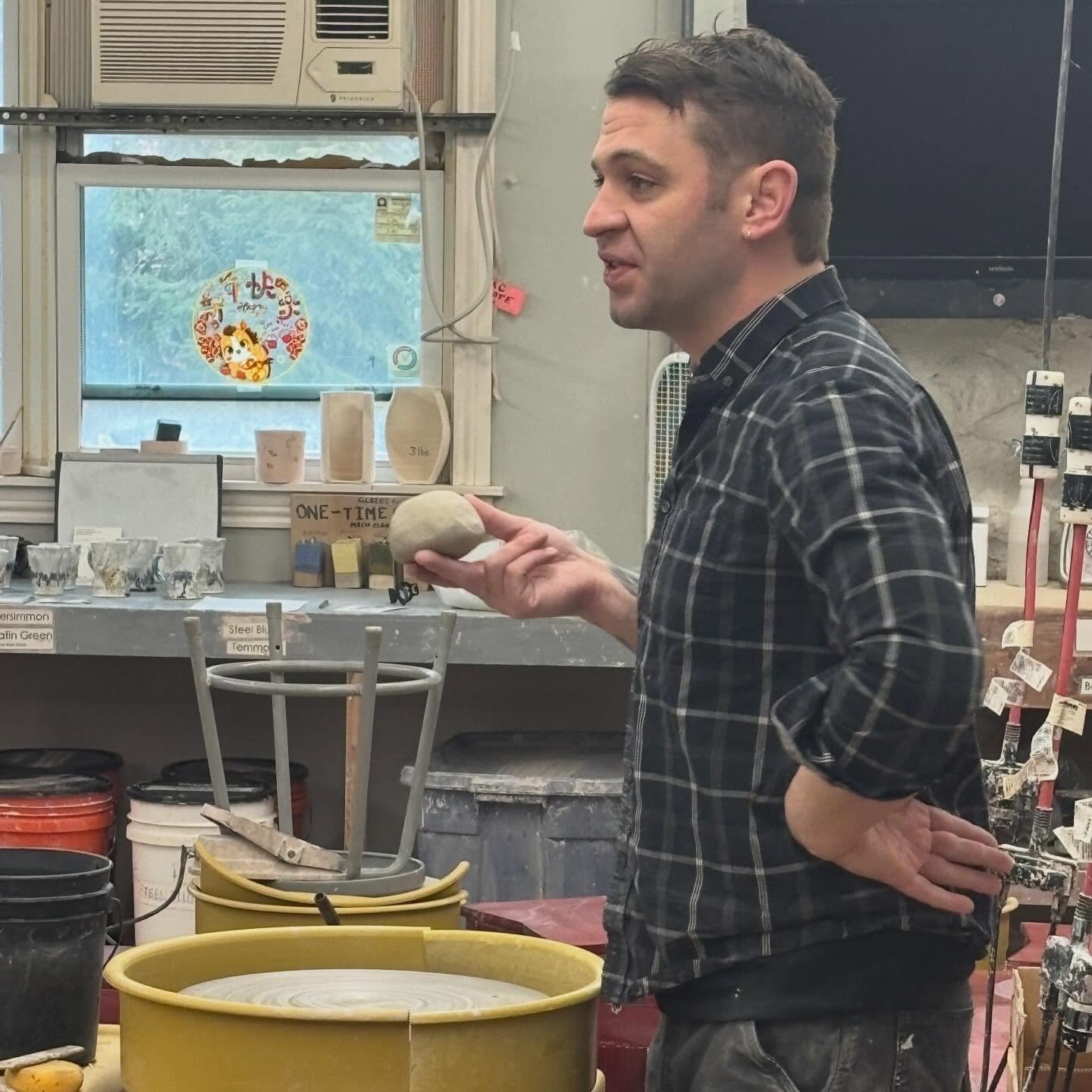 A huge shout out to past Artist-in-Residence and @siuedwardsville assistant professor @mikestumbras for a terrific two-day workshop at Clay Art Center this weekend! It was our pleasure to welcome Mike back to Clay Art Center, and students in the work