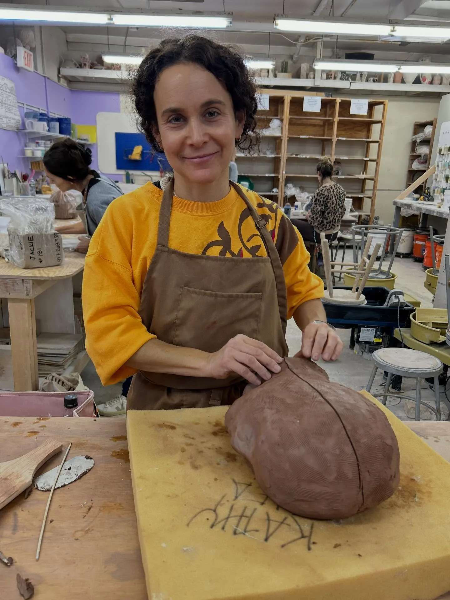 Weekly classes at Clay Art Center are off to a great start! Students are busy getting wheel thrown and handbuilt projects underway, or continuing on with projects started last term. Are you interested in taking weekly clay classes? Watch out for our 