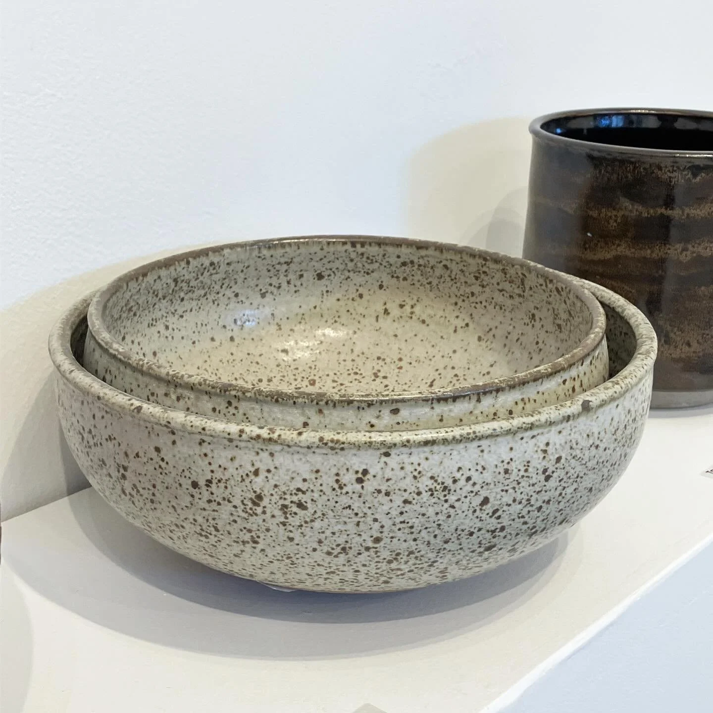 FINDING THE CENTER: Artist Spotlight on Trude Petri-Raben (1906-1998)

Trude Petri-Raben emigrated to America in 1953, finding the newly founded Clay Art Center by 1958. Before becoming a part of the collective at Clay Art Center, Petri-Raben had alr