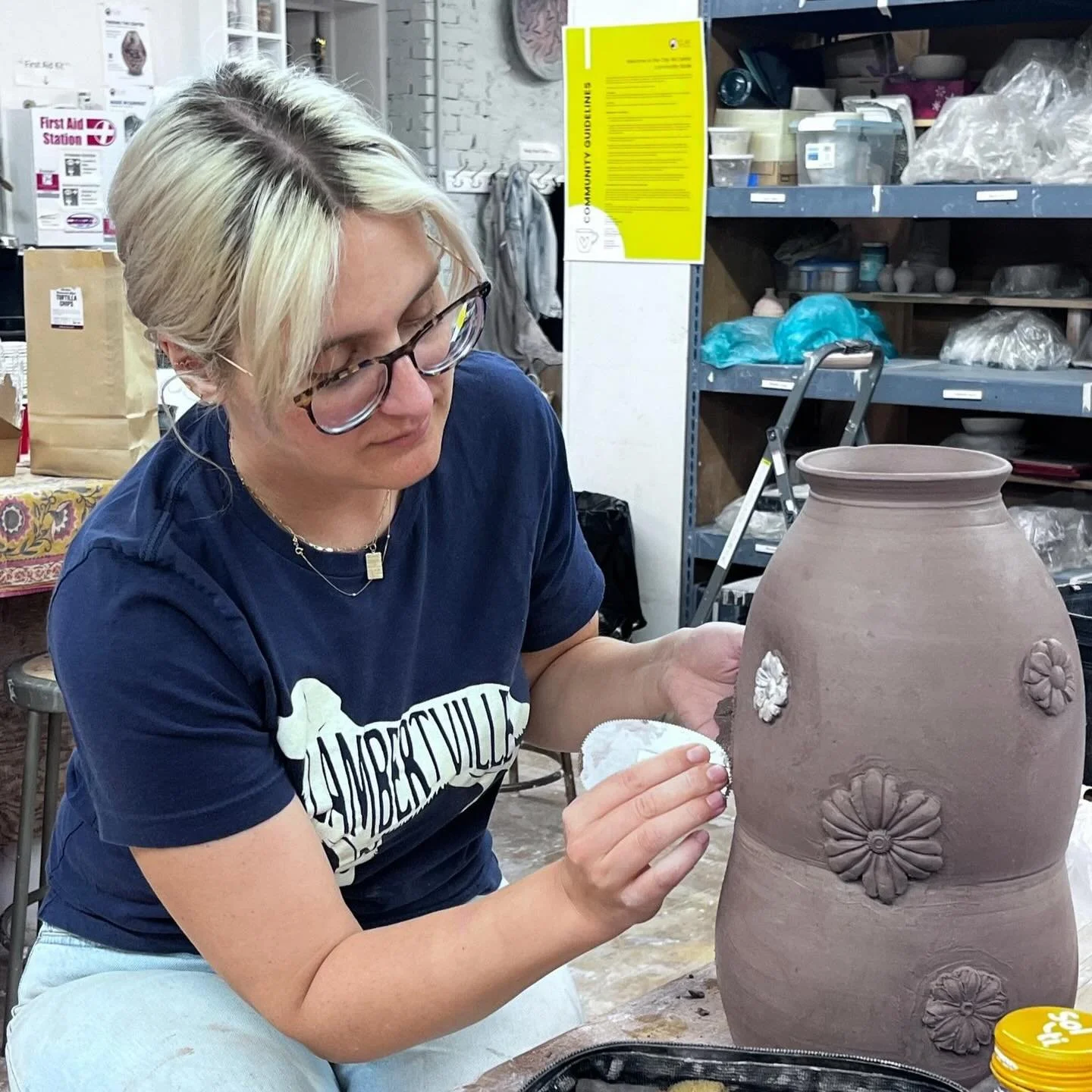 Member Registration for summer term of weekly classes at Clay Art Center is now open! Now through Friday at 10:00 AM, members can enjoy early access to a range of clay classes including wheelthrowing, handbuilding, and sculpture for all levels, inclu