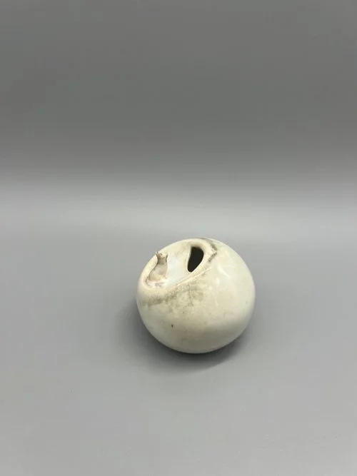 Naoko Tanikawa Cat Sprig Vase