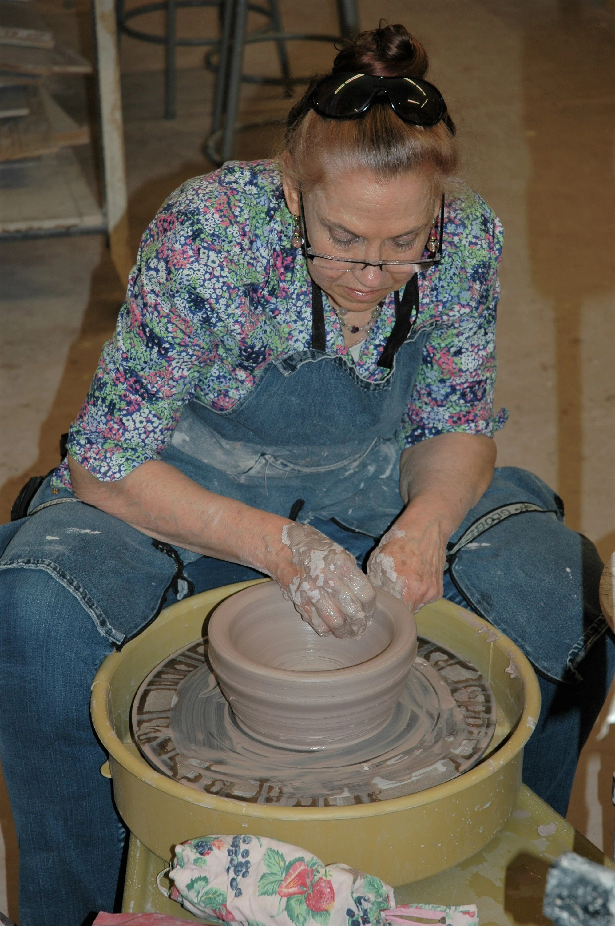 Jeanne Carreau throwing 2016_edited.jpg