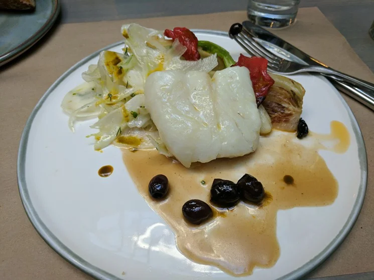 Here's What It's Like to Eat a Hemp-Oil Power Lunch