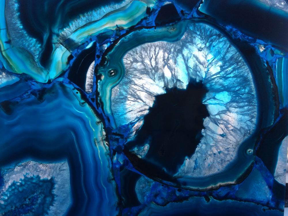 Crystal Blue Agata with the lighting.jpg