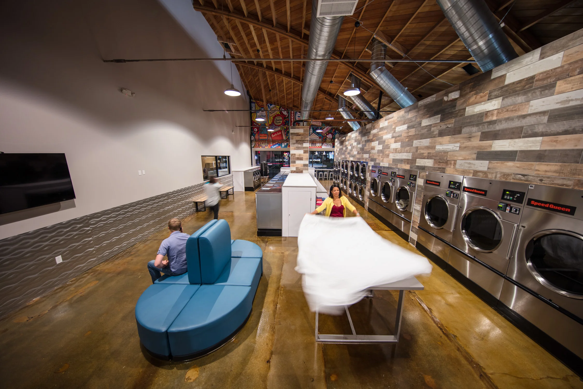 SpinCycle Laundry Lounge South Gate Laundromat